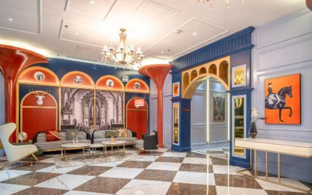 Arc de Triomphe Hotel
