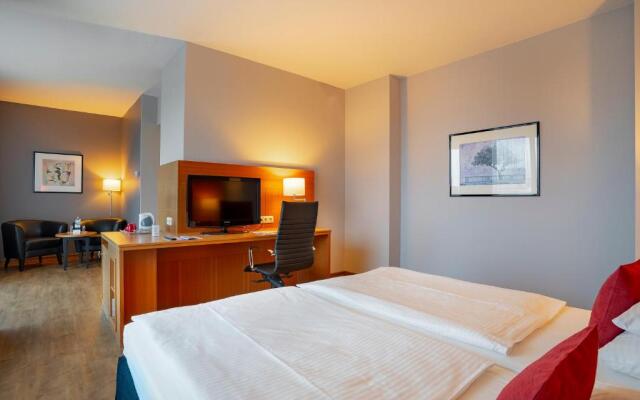 Plaza Premium Koln