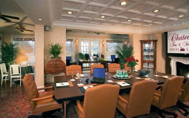 Chateau Inn and Suites