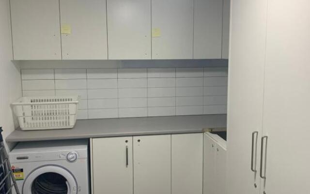 Shepp Central Apartment