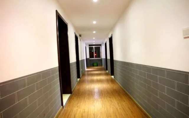 Huangshan Qingsong Boutique Hotel (Huangshan Scenic Area South Gate)