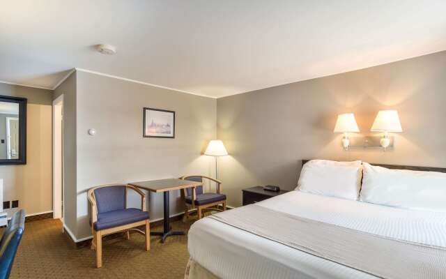 Rodeway Inn Gorham Riverside