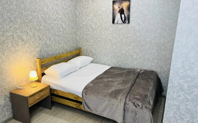 Саквояж на улице 78 Добровольческой Бригады 1