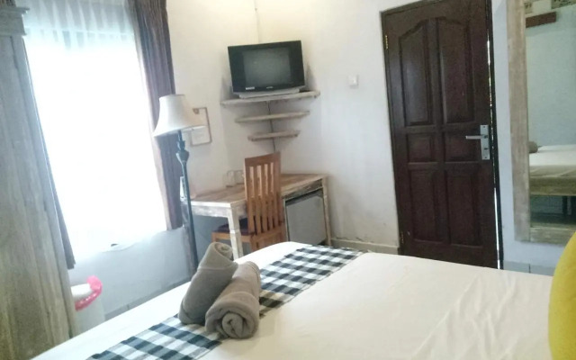 Candra Surf Homestay