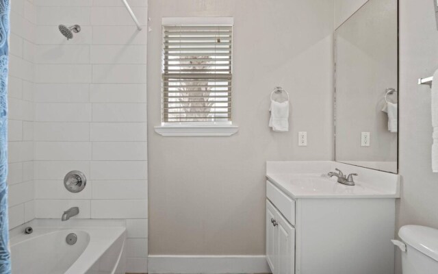 Coastal Fantasea by Destin Getaways