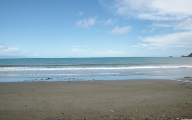 Nipa Hut Villa by AMCO Extension