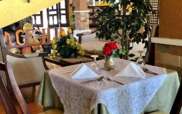 Casa Cecilia Heritage Hotel