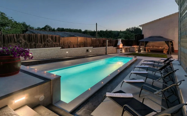 Villa Patrick Comfortable Holiday Residence