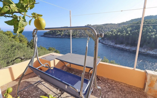 Peaceful Holiday House Senija