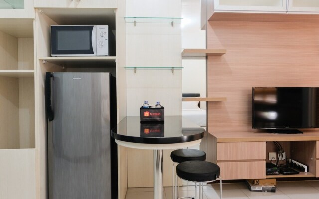 Cozy with City View Studio at Scientia Apartment