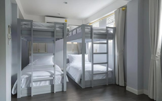 Noursabah Bed Bangkok