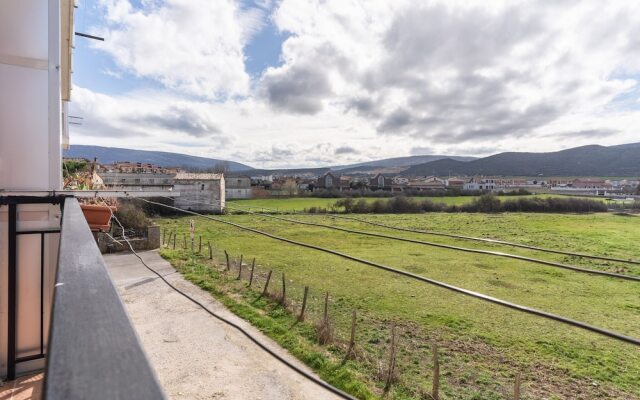 Simplistic Apartment in Villarcayo With Garden