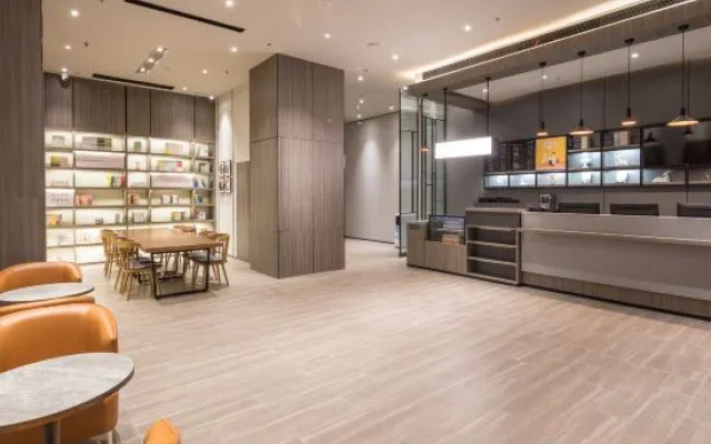 HanTing Hotel (Rugao Changjiang Town Guangze Road)