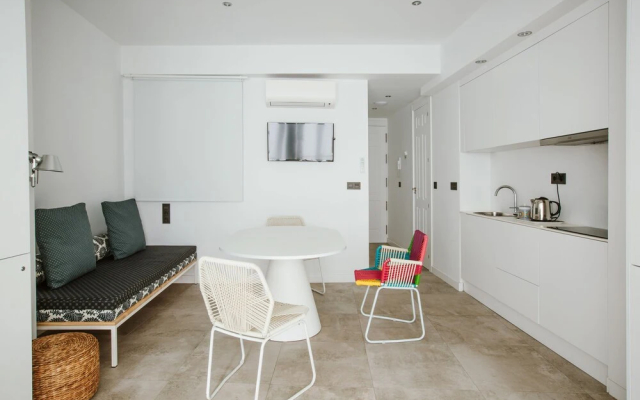 Apartamentos Turísticos Reyes 59 - Apartment in Granada - Photo 4