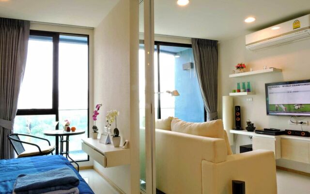 Acqua Condo Jomtien