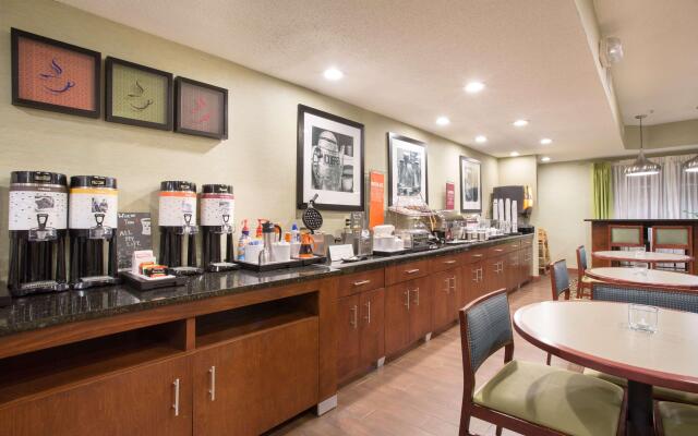 Baymont by Wyndham Thornton