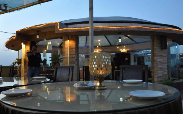 Crystal Inn