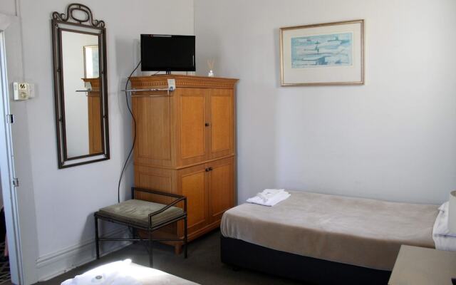 Vandenberg Hotel Forbes