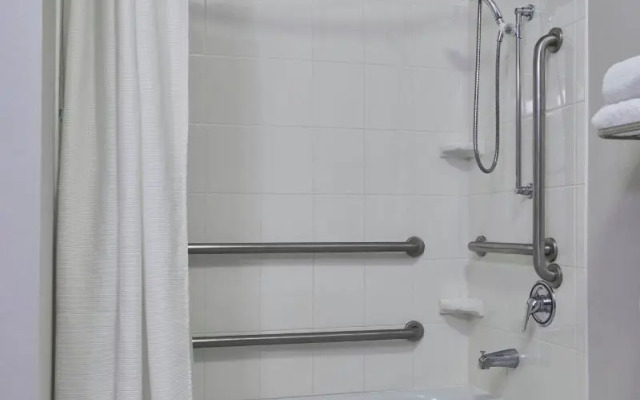 Fairfield Inn & Suites Burlington