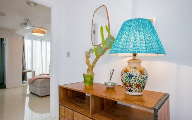 Modern 2 Bedroom Flat In Greenwich