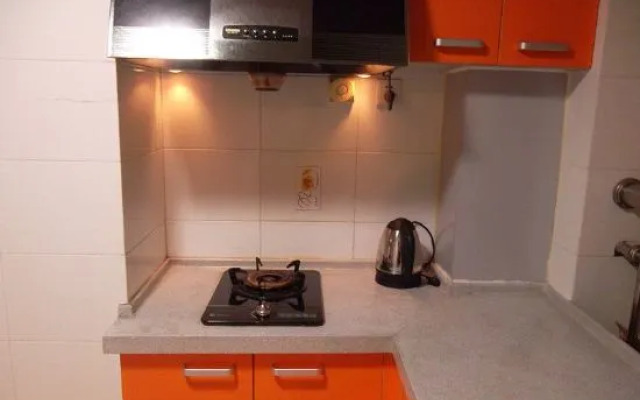 Kiss My Family Apartment