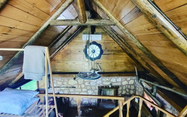 Stonehouse Surrounded by Nature in Masukiye