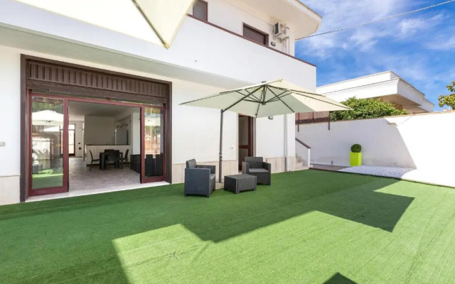 Joy Home Apartments by BarbarHouse