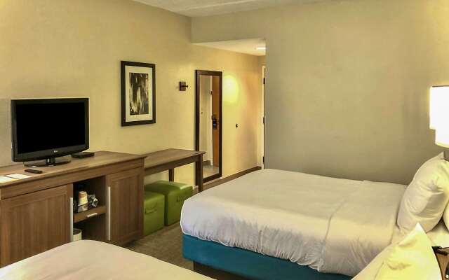 Comfort Inn Darien - North Brunswick