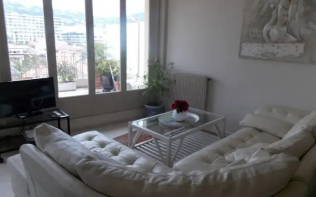 Home Rental Cannes Boulevard Lorraine