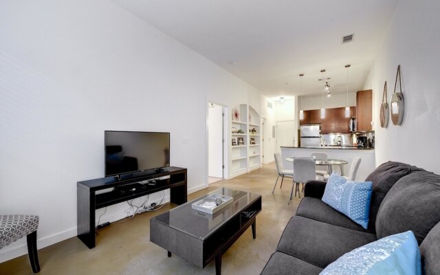 StayLo Luxury 1 Bedroom Apartment