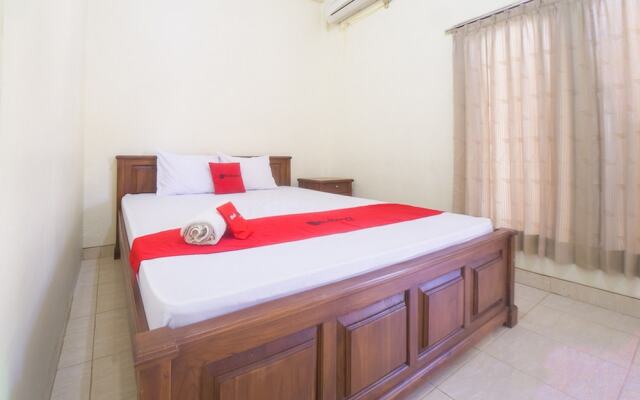 RedDoorz near Nusa Cendana University