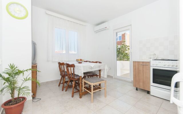 Apartments Ana