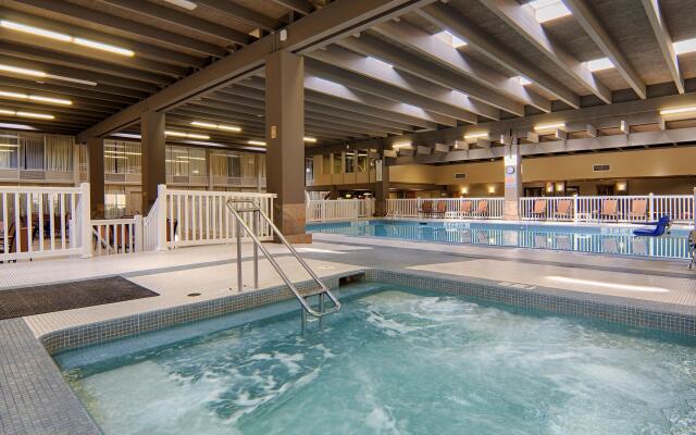 Norwood Inn & Suites