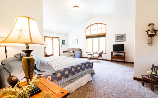 The Inn at Tern Lake