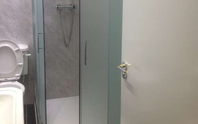 The Hopetoun Arms Hotel