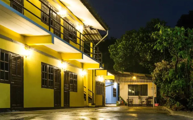 Him Dara Homestay