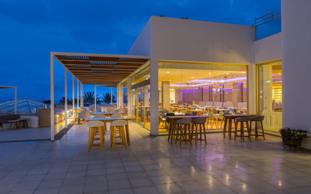 Leonardo Laura Beach & Splash Resort