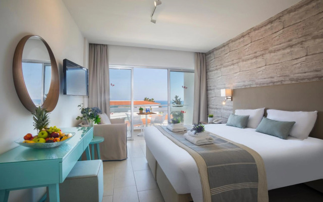 Leonardo Plaza Cypria Maris Beach Hotel & Spa