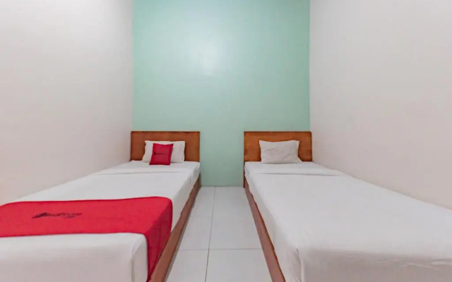 RedDoorz near UNSIKA University Karawang