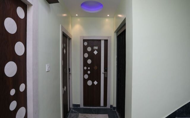 Oyo 11422 Green Edge Regency