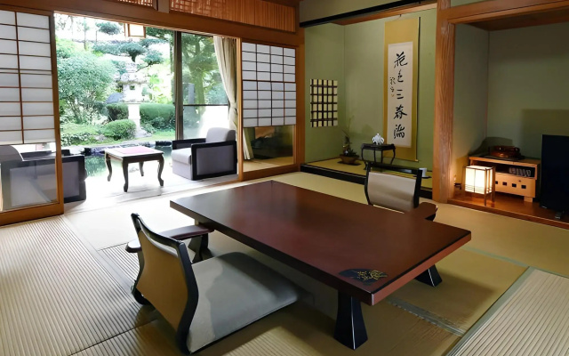 Ureshino Onsen Cha no Kokoro Warakuen