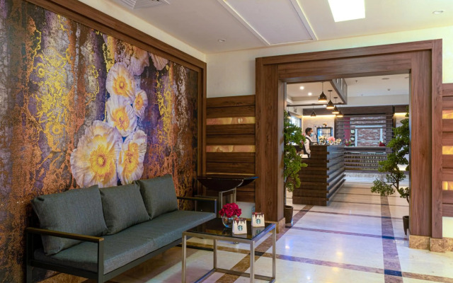 Iridium 70 Hotel