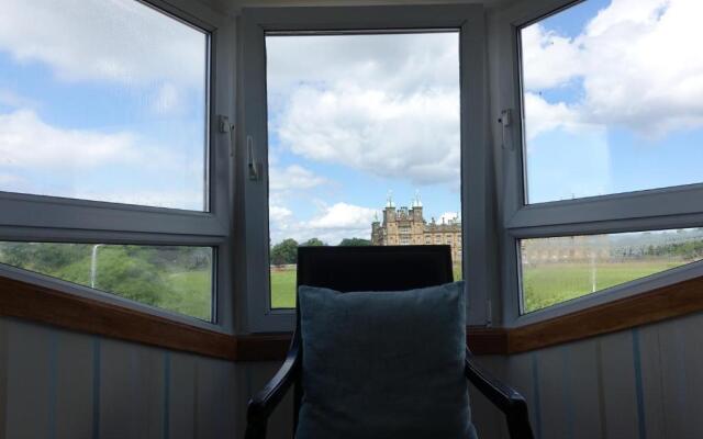 Ashgrove House