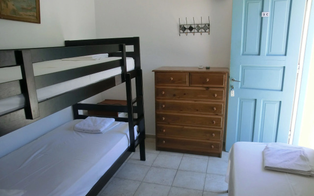 Santorini Camping Rooms