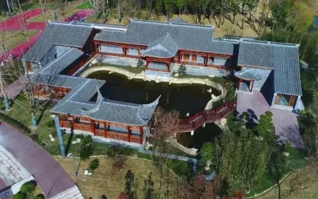 Lavande Hotels (Taixing Jiangping Road Yangguang Yipin)