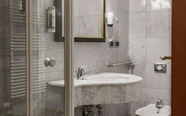 Hotel Villa Policreti