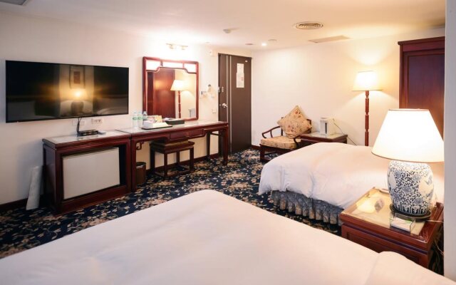 Kiwi Express Hotel MRT Wen Xin (Feng Jia Branch 1)