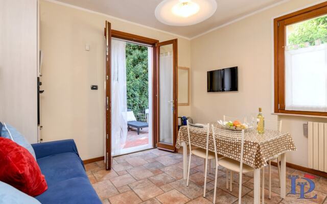 Garden and Pool - Casa Annamaria