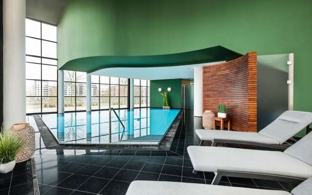 Lindner Hotel Frankfurt Main Plaza, part of JdV by Hyatt