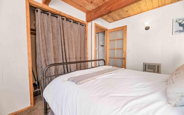 101 - Baby Bear Cabin